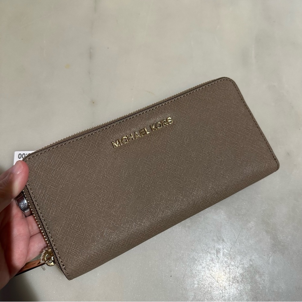 Michael Kors Long Wallet